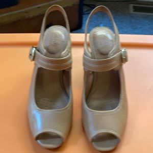 Clarks Artisan Nude Peep Toe Sandals